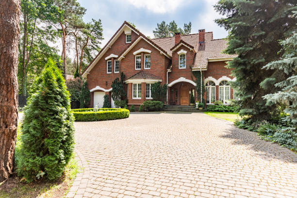 Best Driveway Paving Contractor  in Fairfield, CA